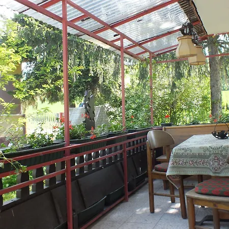 Waldhof Tatil Evi Dobrokoz