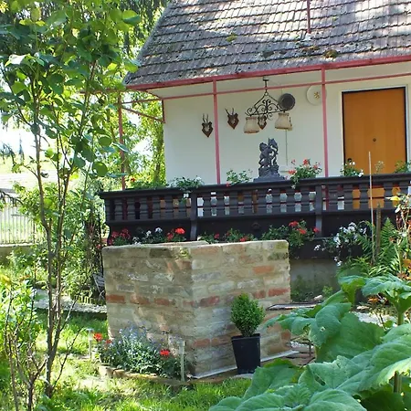 Waldhof Tatil Evi Dobrokoz